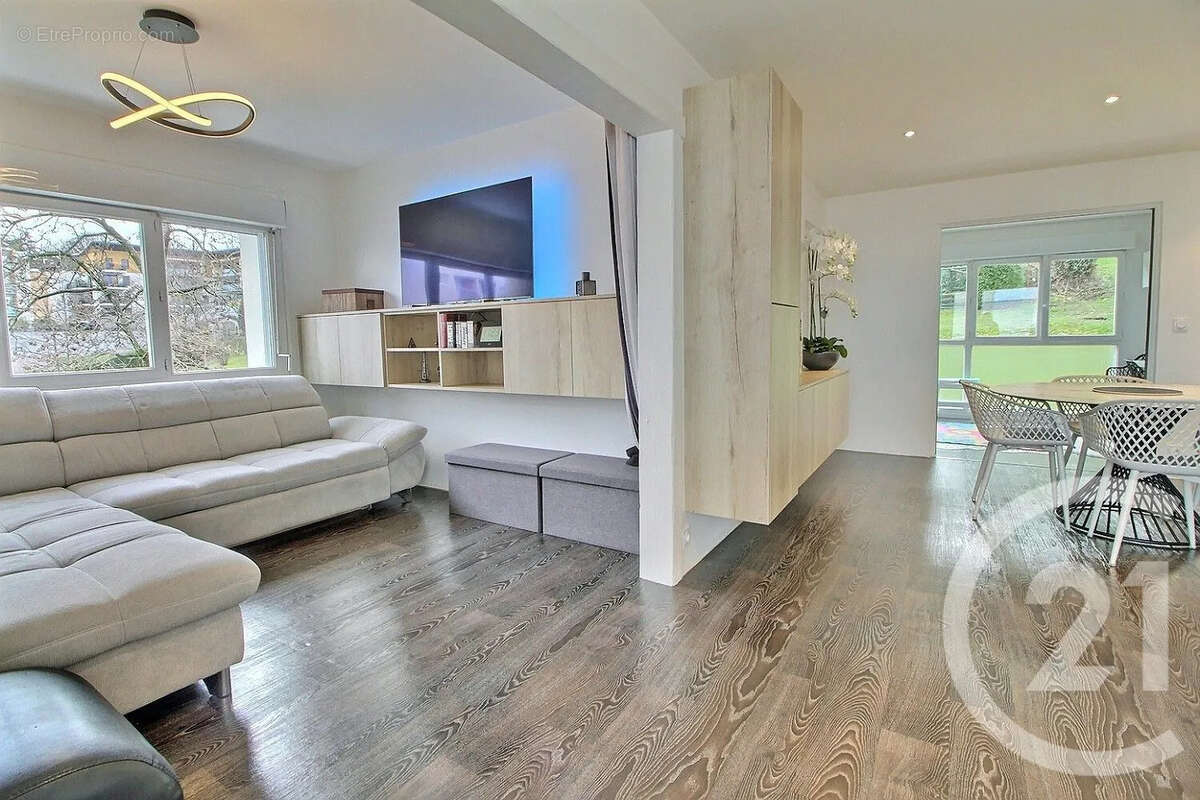 Appartement à EVIAN-LES-BAINS