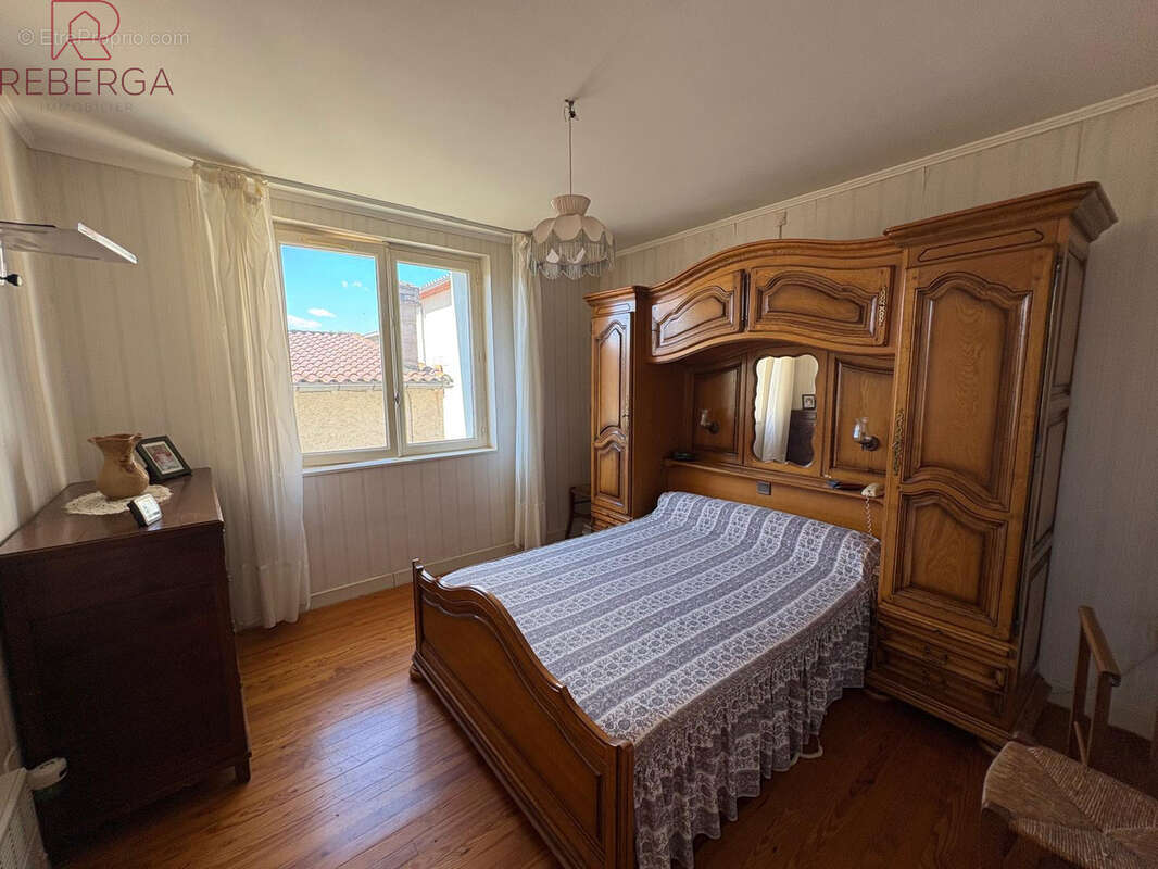 Maison à VIVIERS-LES-MONTAGNES