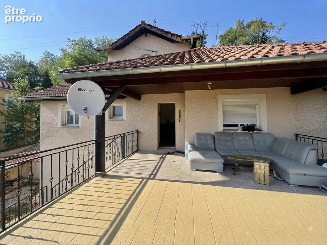 Maison 130m² à la tour-du-pin - photo 2