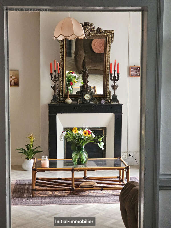 Maison à BEAUMONT-LA-RONCE