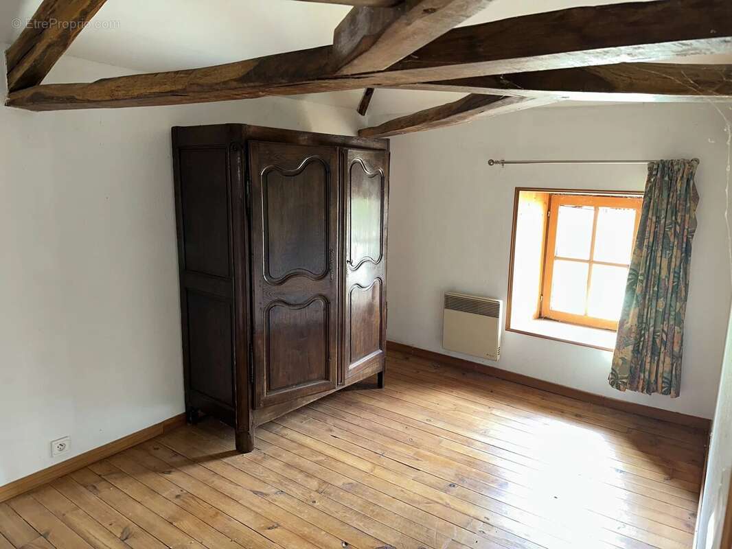 Maison à SOMMIERES-DU-CLAIN