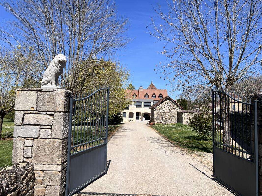 Maison à VILLENEUVE