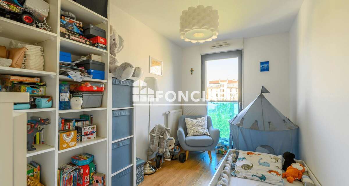 Appartement à LE RAINCY