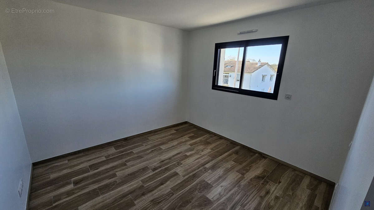 Maison à VAUX-SUR-MER