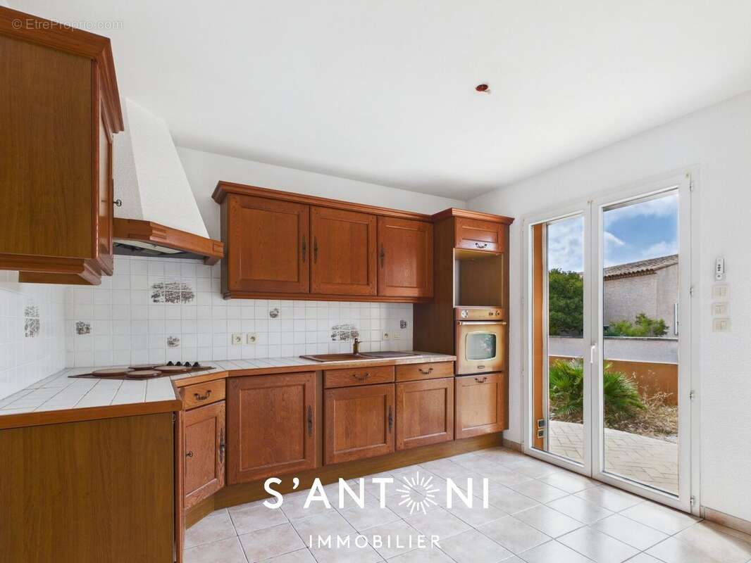 VIAS - Villa T4 de plain-pied garage et jardin - photo 4