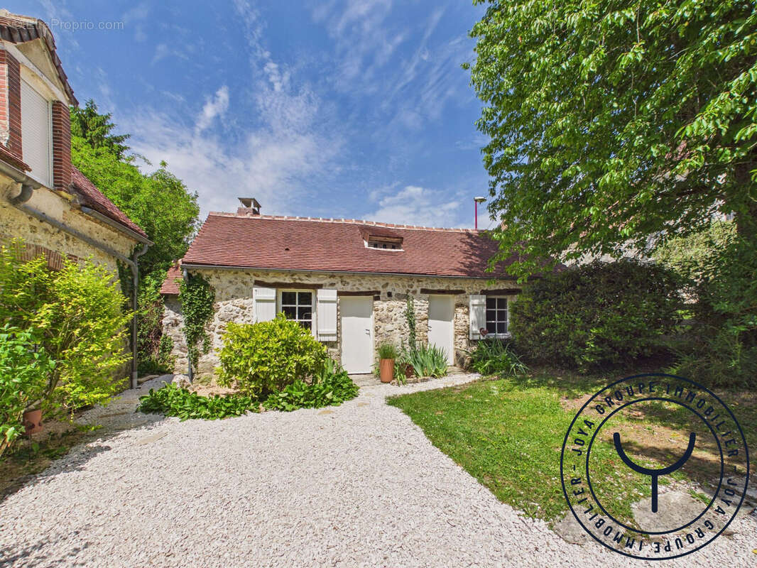 Maison 115 m² à Esternay  - photo 3