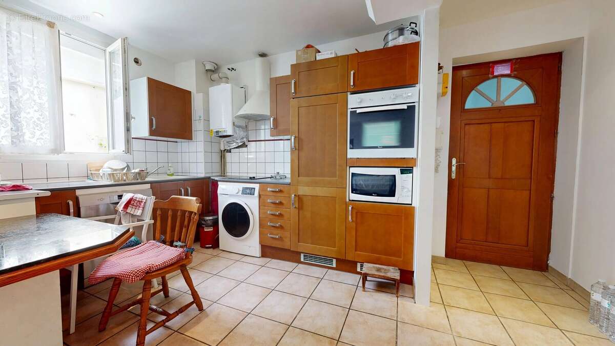 Appartement à LIVRY-GARGAN