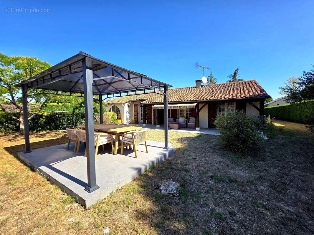 Superbe bungalow de 3-chambres avec grand jardin privatif, à quelques minutes à pied d'Eymet - photo 10