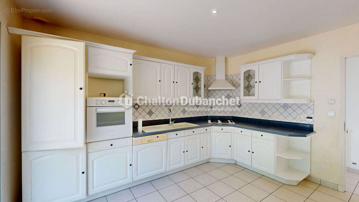 MABLY - Maison de 100 m² - photo 9