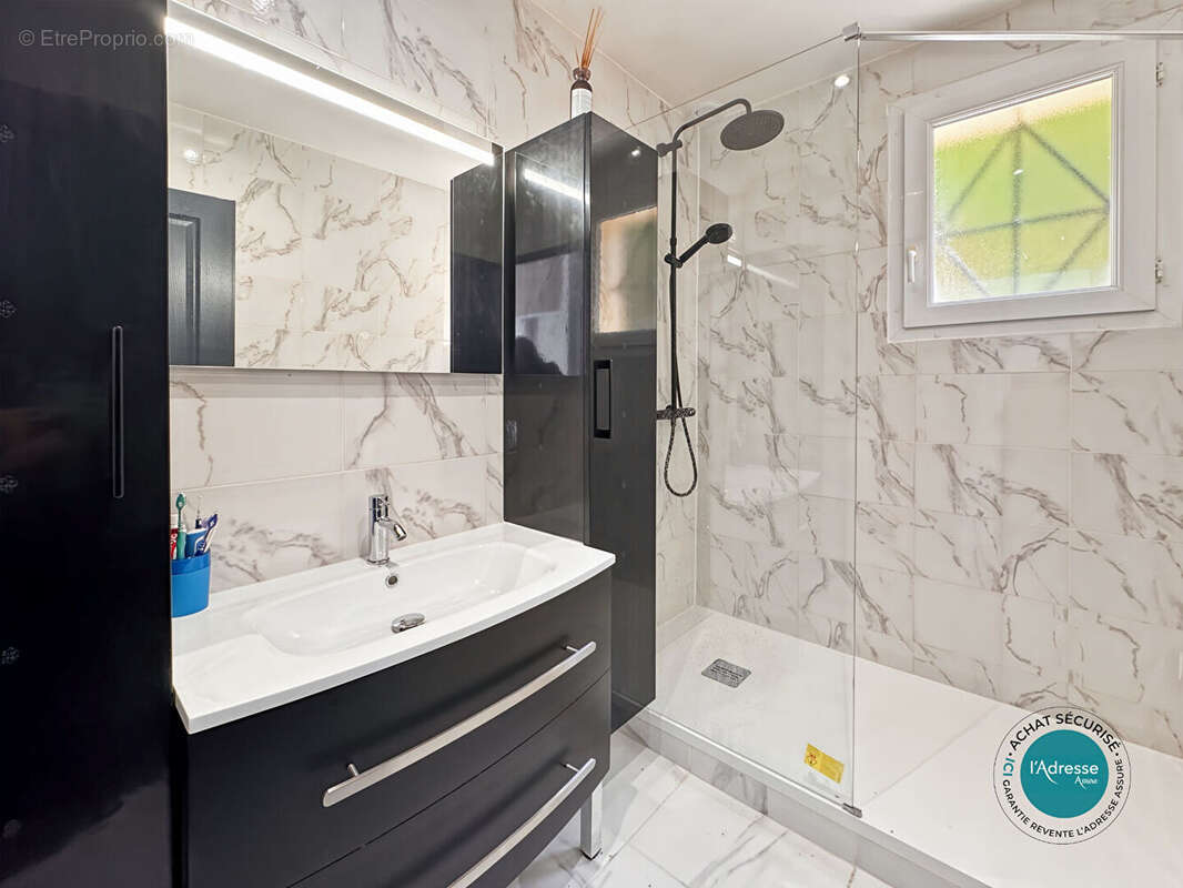 Maison Familiale de plain-pied avec combles aménagés 6 pièces Ormoy - photo 11