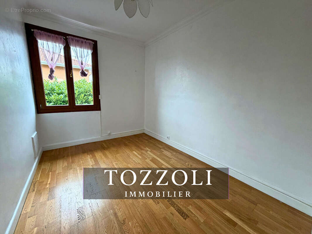 Maison à SAINT-QUENTIN-FALLAVIER