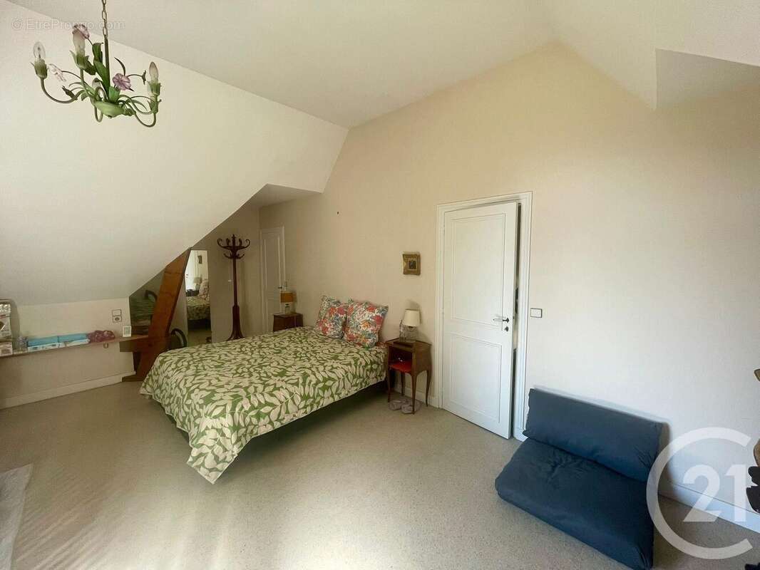 Maison à DAMMARTIN-EN-GOELE