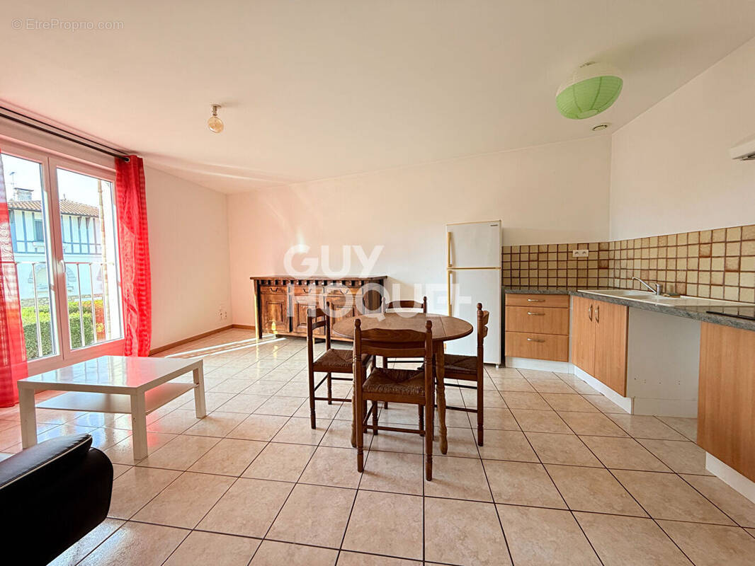 Appartement à LIT-ET-MIXE