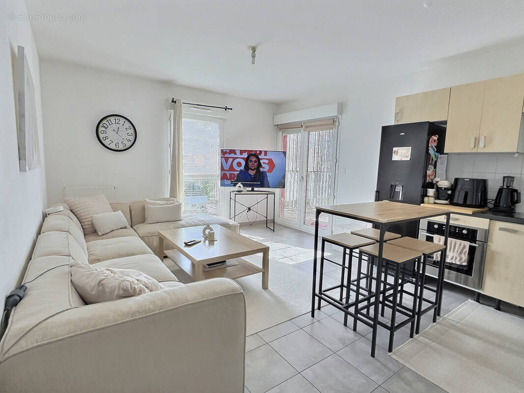 Appartement à JUVIGNAC