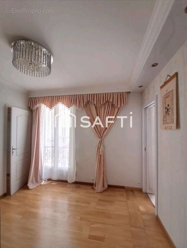 Photo 2 - Appartement à PARIS-10E