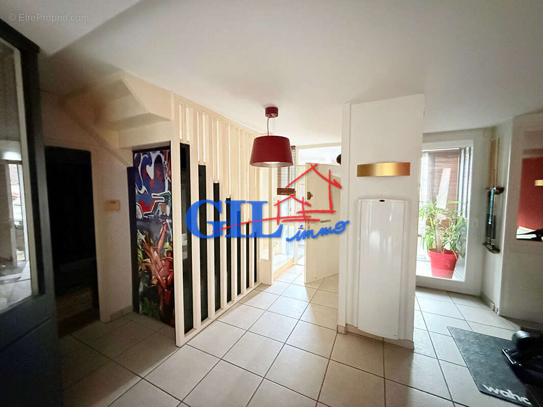 Maison à COMBS-LA-VILLE