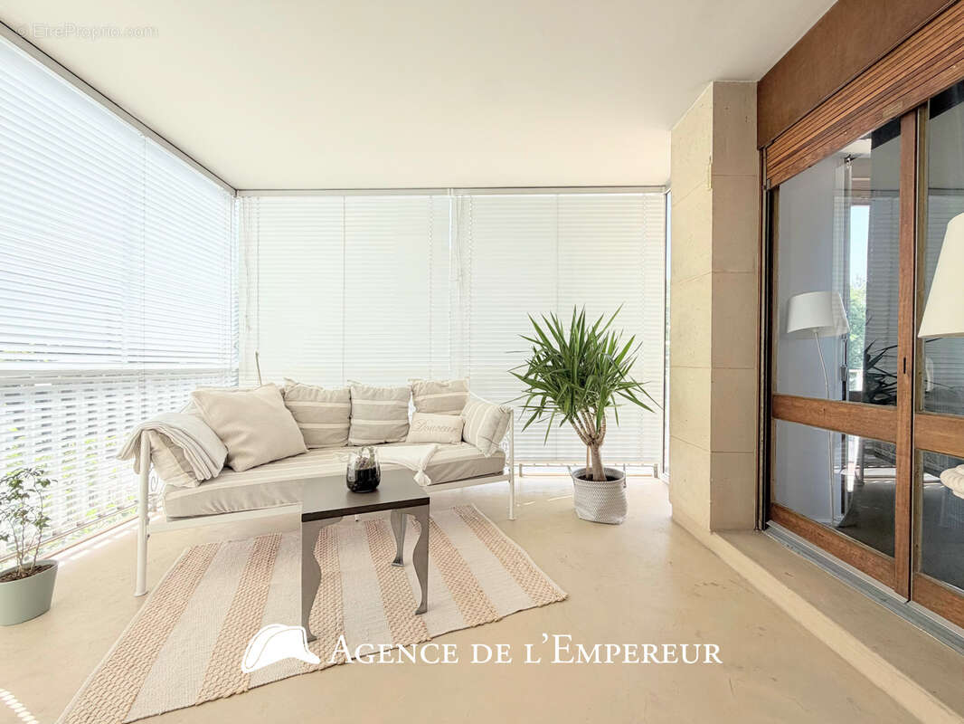 Appartement à LA CELLE-SAINT-CLOUD