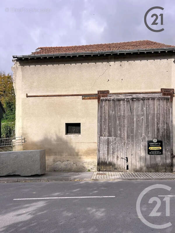 Terrain à CHATEAU-PORCIEN