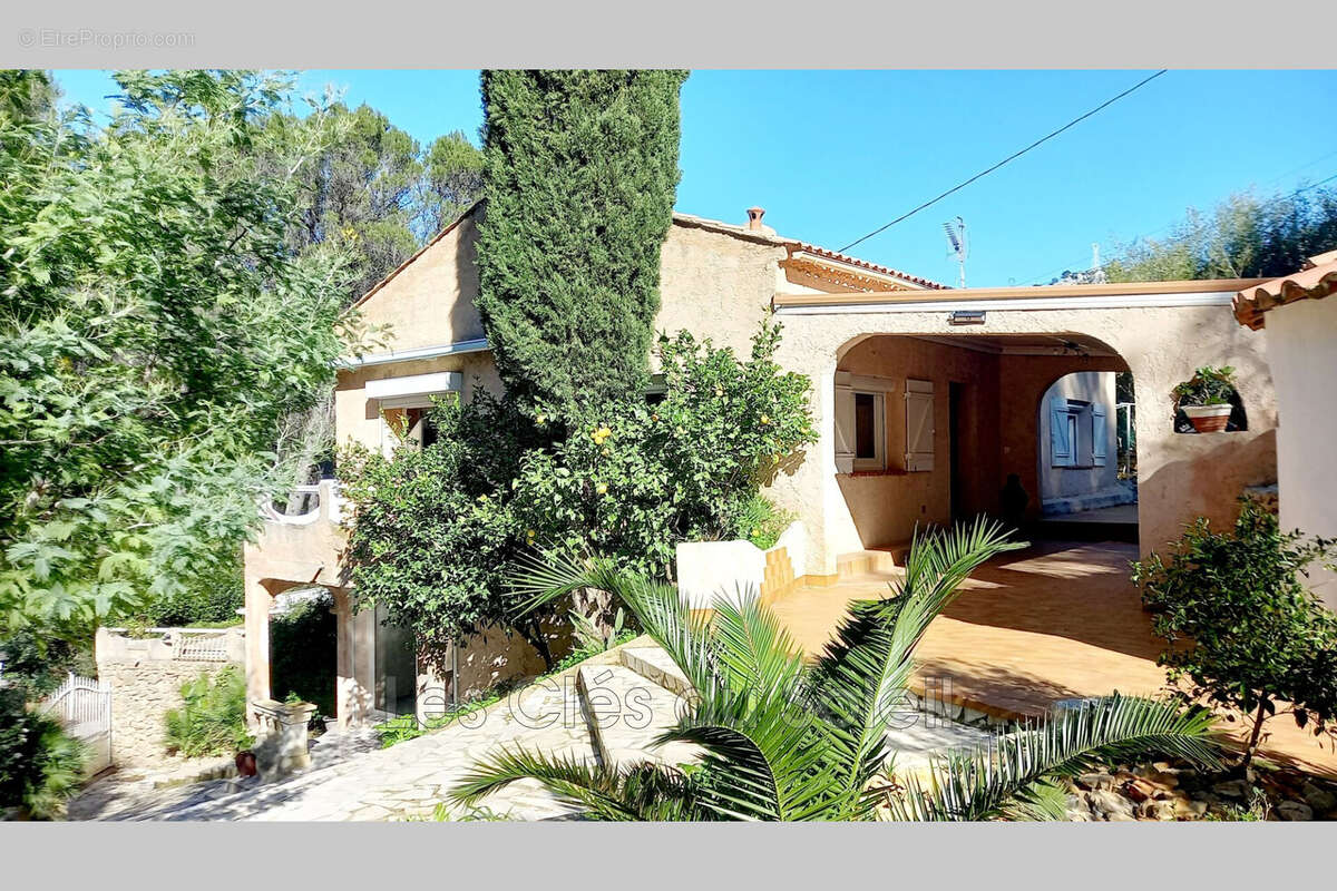 Maison à LA VALETTE-DU-VAR