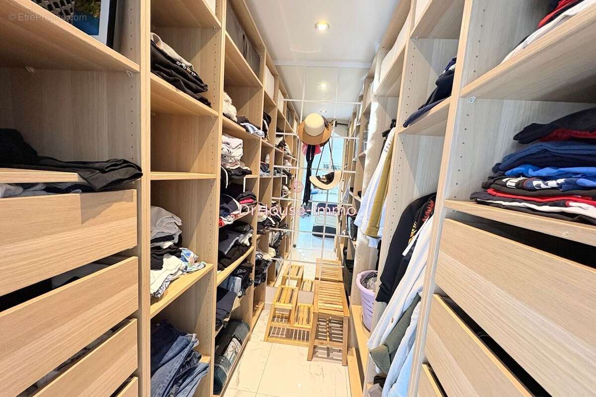 Maison à PENNAUTIER