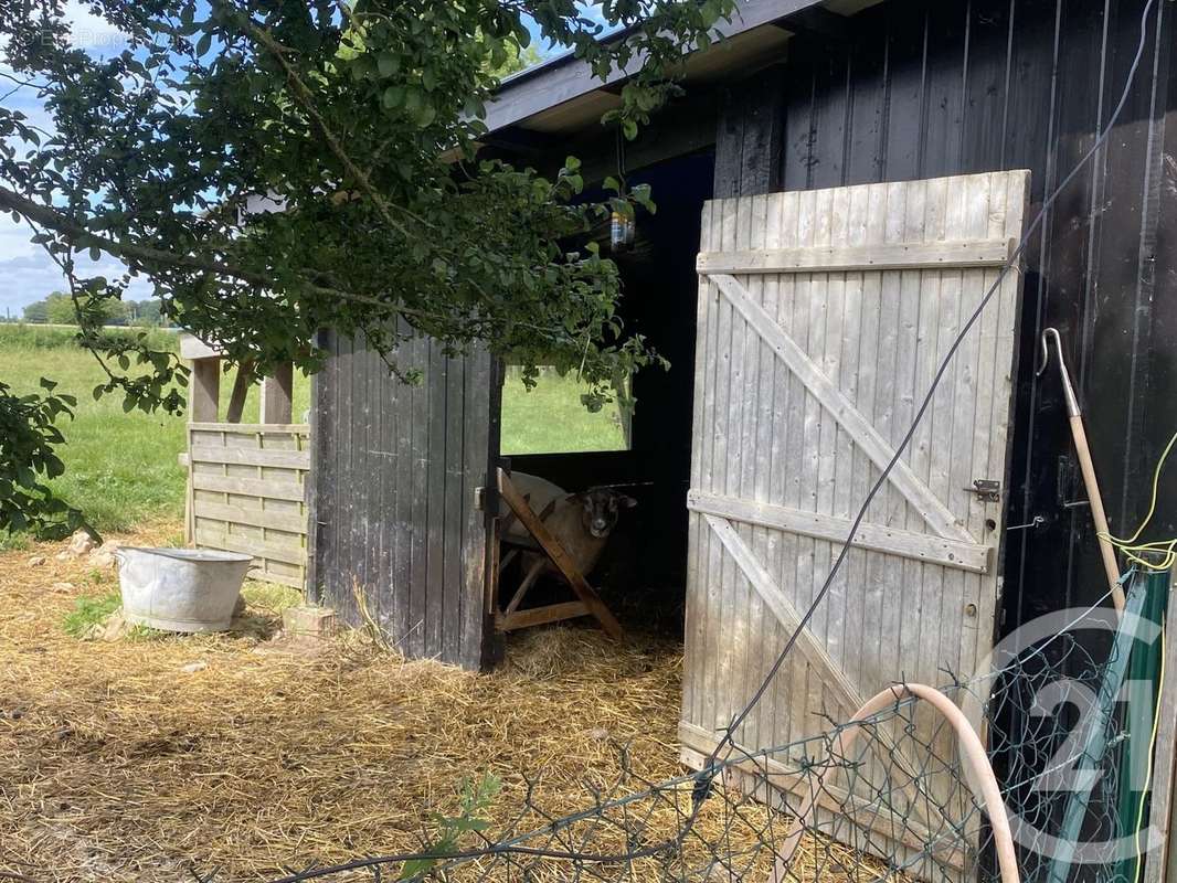 Maison à SAINT-CLAIR-D&#039;ARCEY