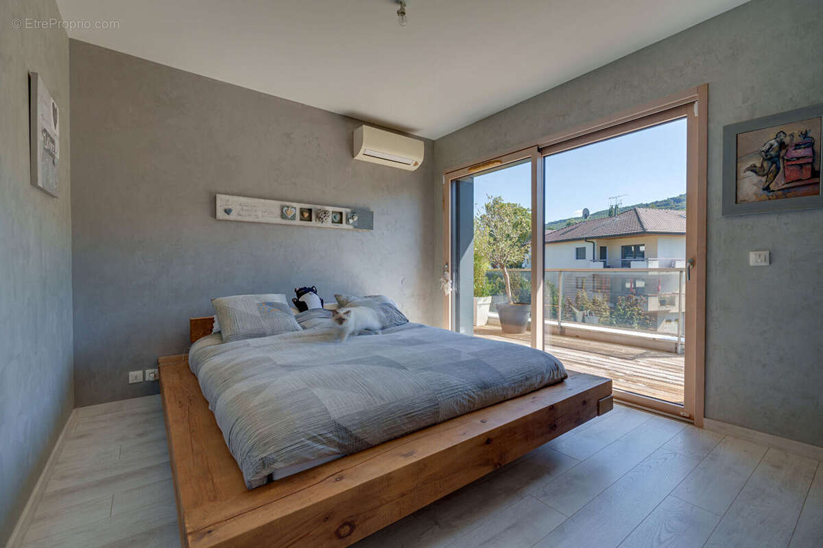 Appartement à EVIAN-LES-BAINS