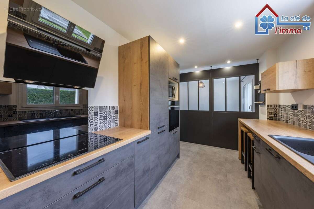 Maison à MOISSY-CRAMAYEL