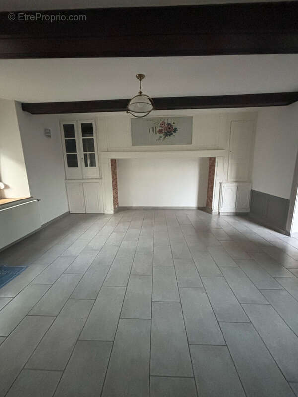 Maison à VIGNACOURT