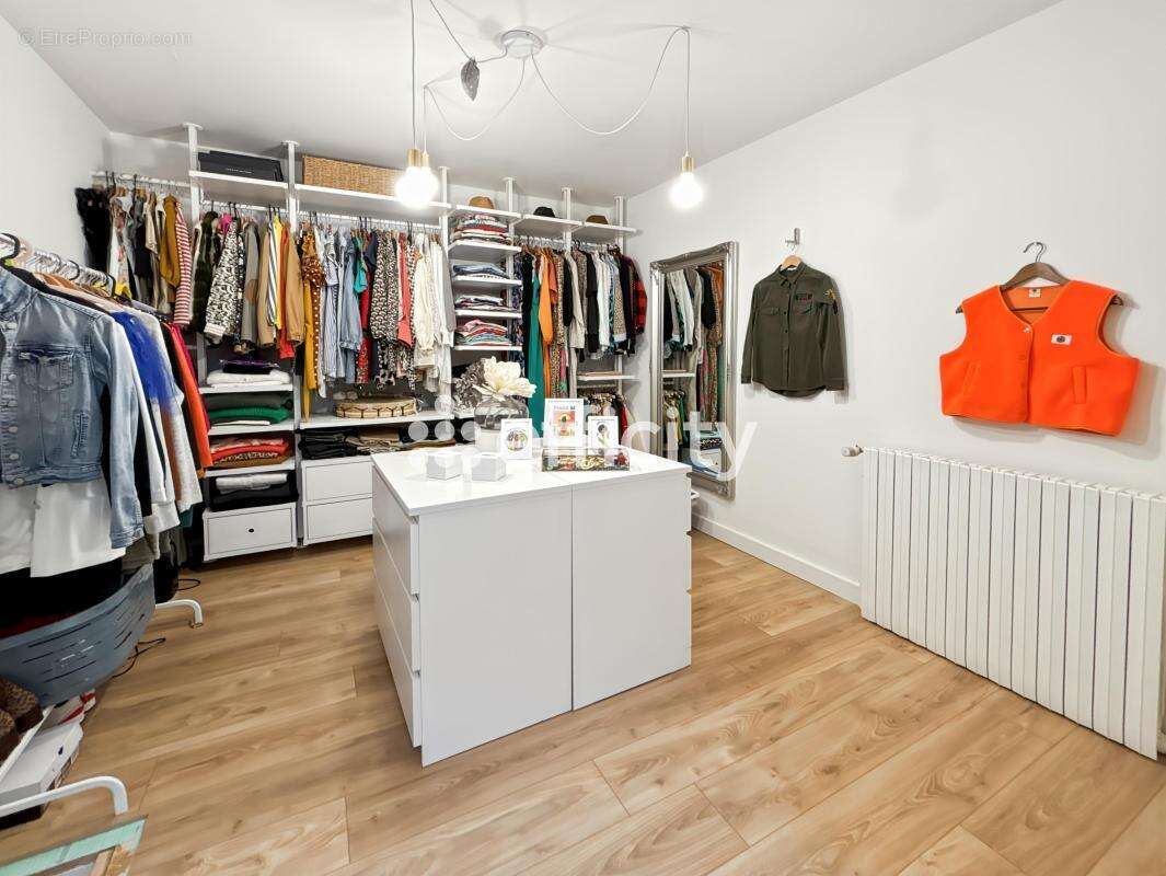 Maison 265 m² à Brizambourg  - photo 13