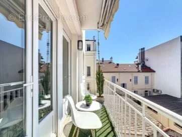 Cannes - Banane 3 pièces de 67m2 avec terrasse - photo 7