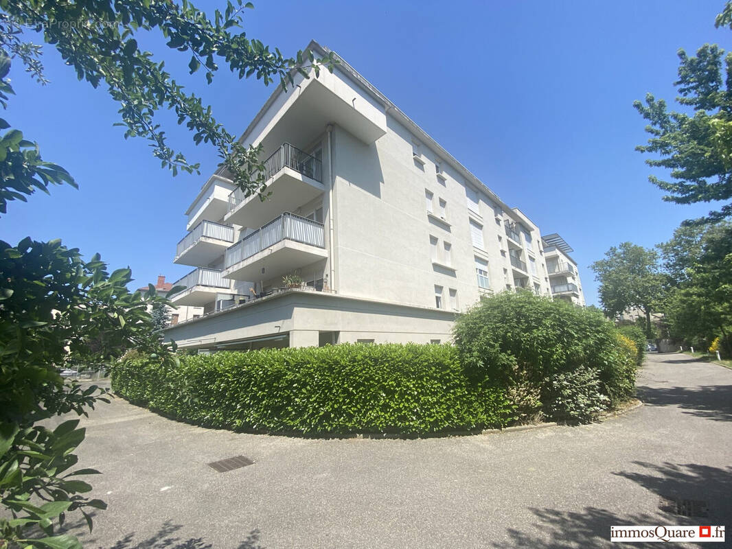 Appartement à LYON-8E