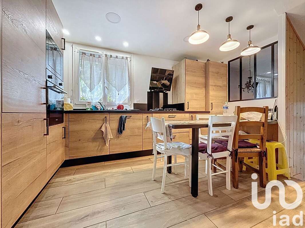 Photo 2 - Maison à MANTES-LA-VILLE