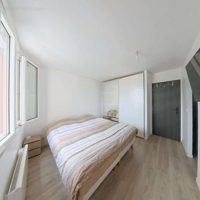 Maison à MAISONS-ALFORT