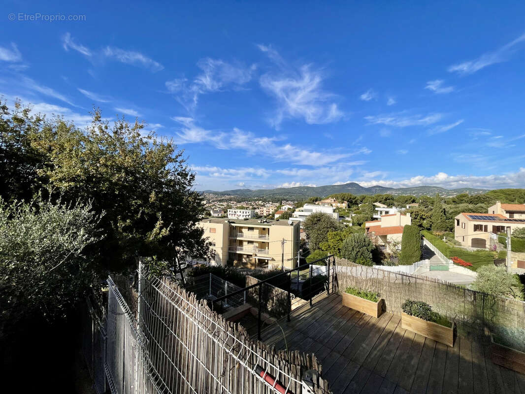 Appartement à SIX-FOURS-LES-PLAGES