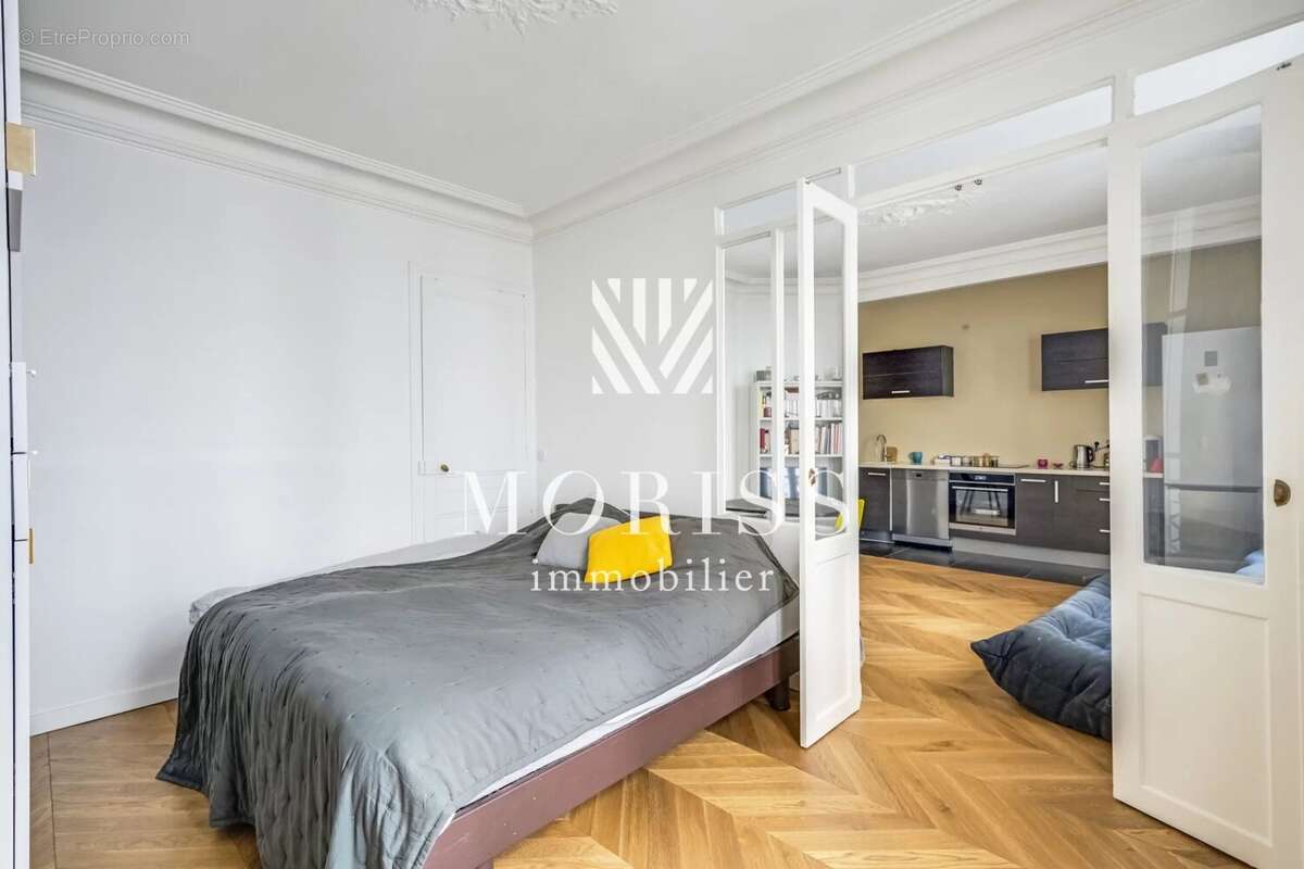 Appartement à PARIS-17E