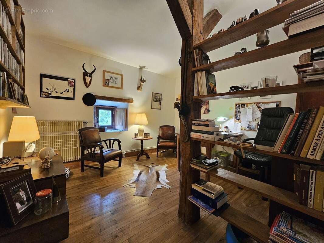 Maison à MAZEROLLES