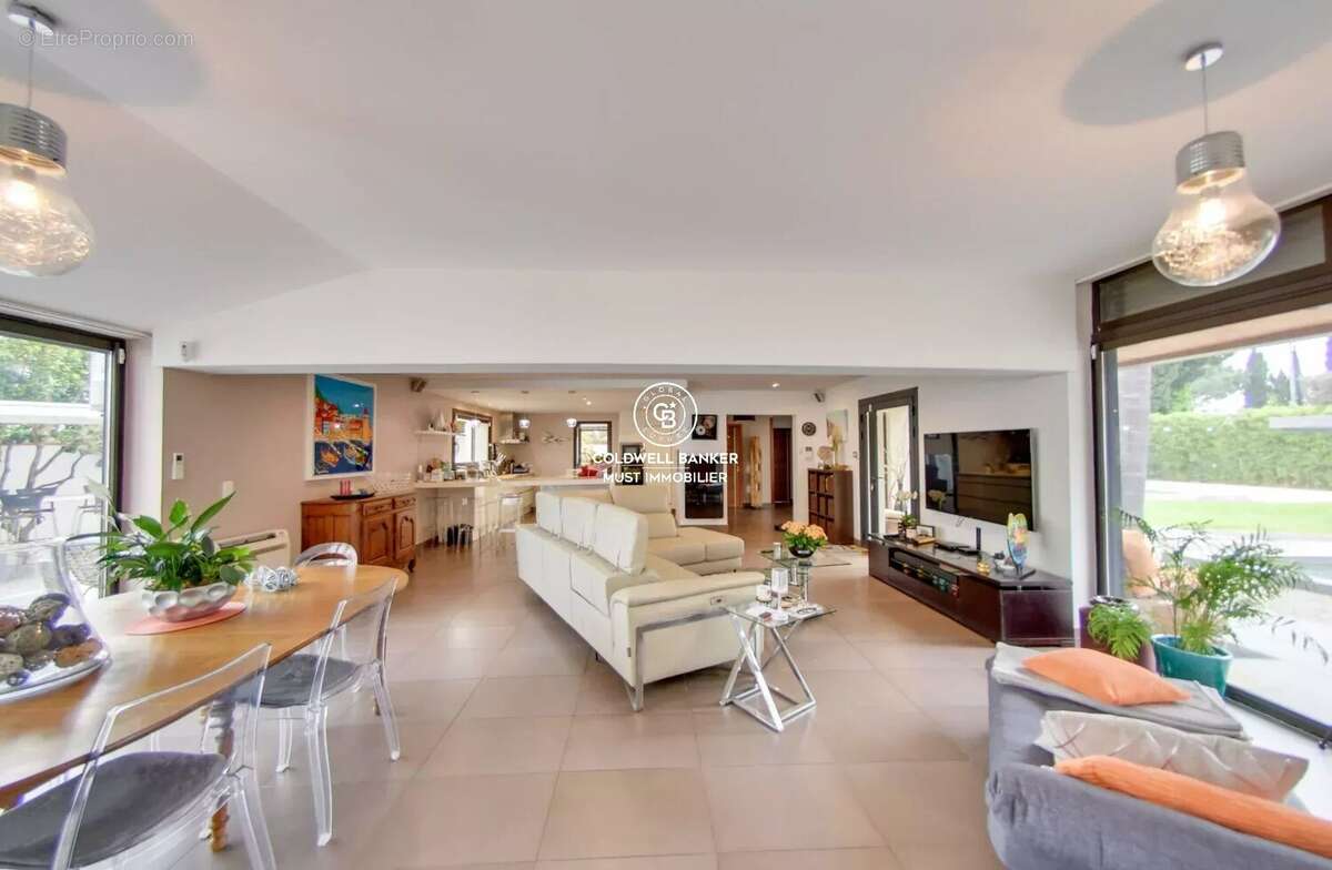 A deux pas des plages et des Commerces - photo 19
