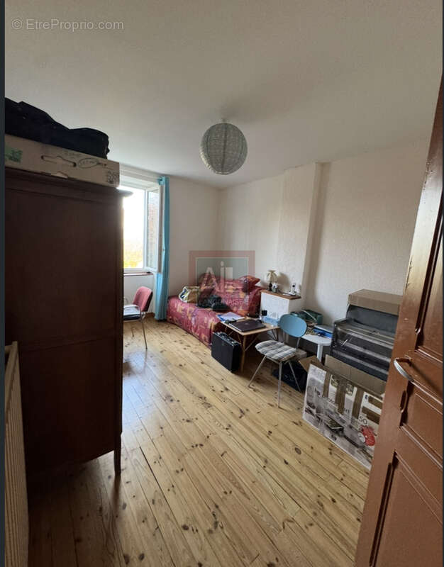 Maison rénovée avec garage et grange - photo 6