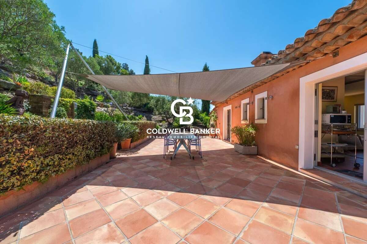 Une signature architecturale d'exception, entre élégance intemporelle et art de vivre - photo 32