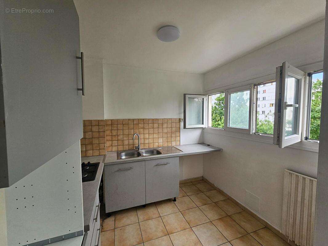 Appartement à VILLIERS-LE-BEL