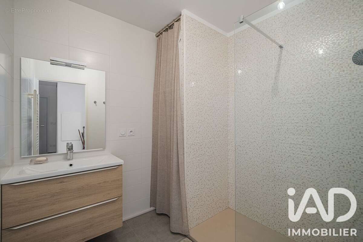 Appartement 64 m² à Vif  - photo 7