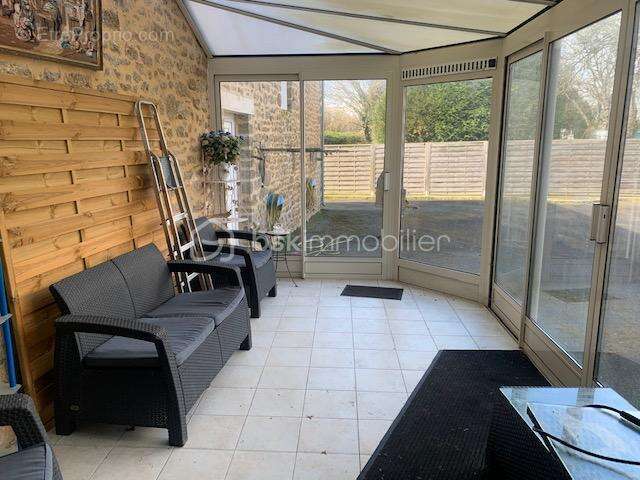 Maison à SAINT-HILAIRE-DU-MAINE