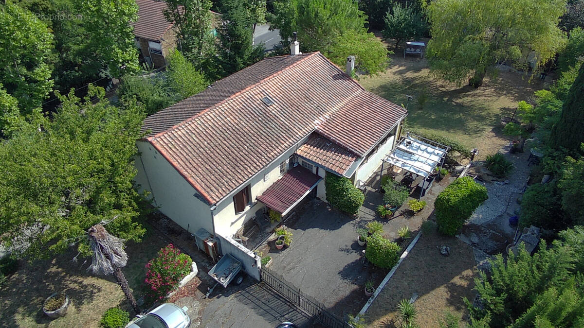 Maison à COUIZA