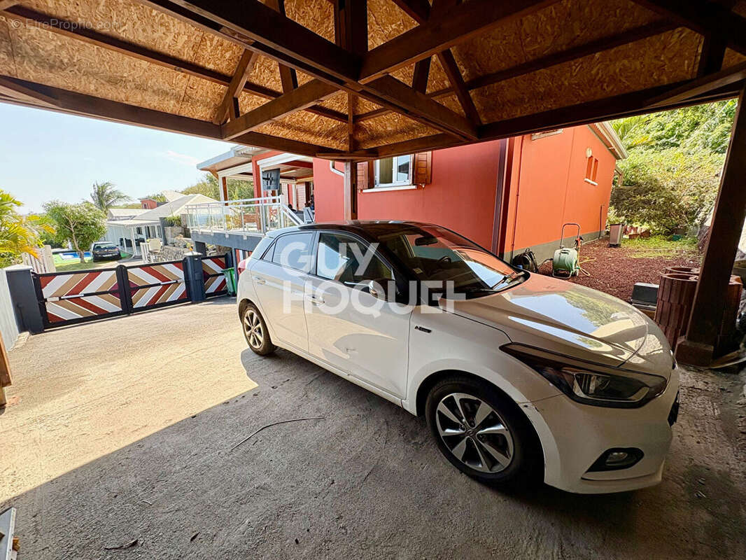 Maison à SAINT-PIERRE