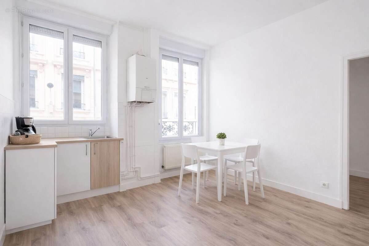 Suggestion d'ameublement - Appartement à LYON-7E
