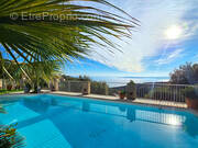 Maison à LES ISSAMBRES