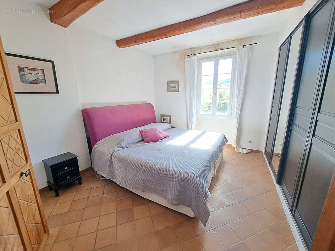 Maison à MALAUCENE