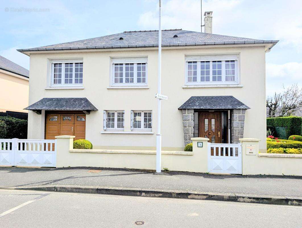 Maison à BONCHAMP-LES-LAVAL