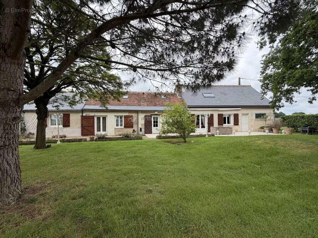 Maison à MARRAY