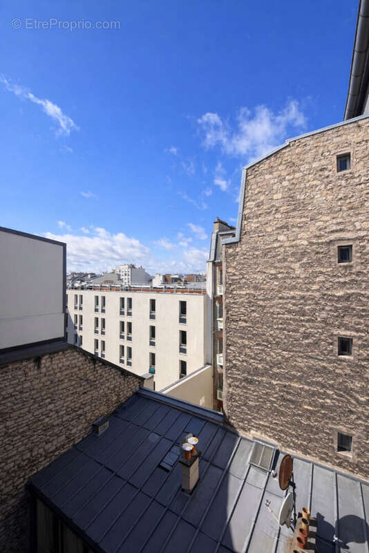 Appartement à PARIS-11E